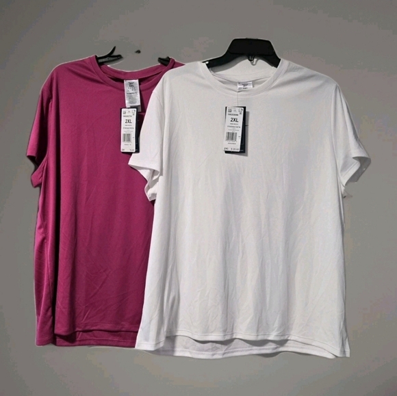 Nwt 2 Reebok Womens ID TECH  T-Shirts  Size 2XL - Picture 1 of 6